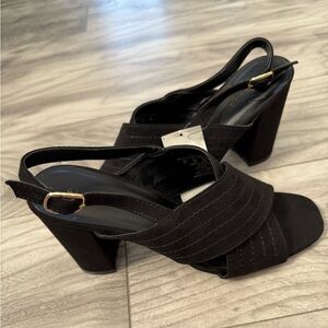 Attention brand. Elegant Black Women's Heels. Size 8